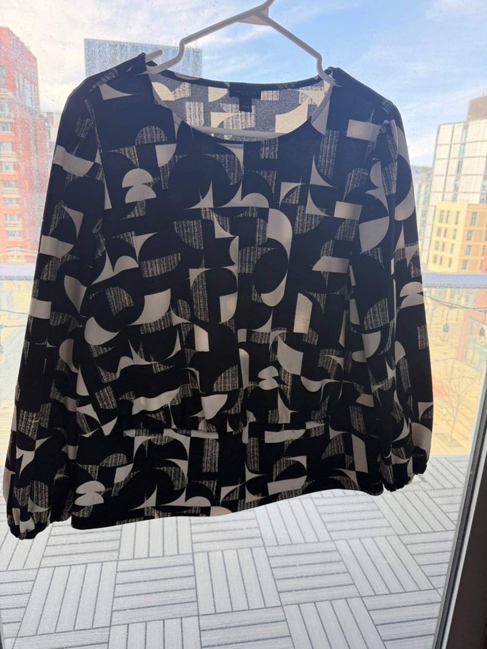 Ann Taylor Factory Black and White Abstract Print Blouse